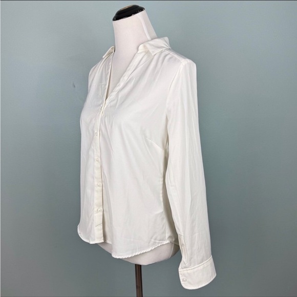 White Blouse - Picture 2 of 5